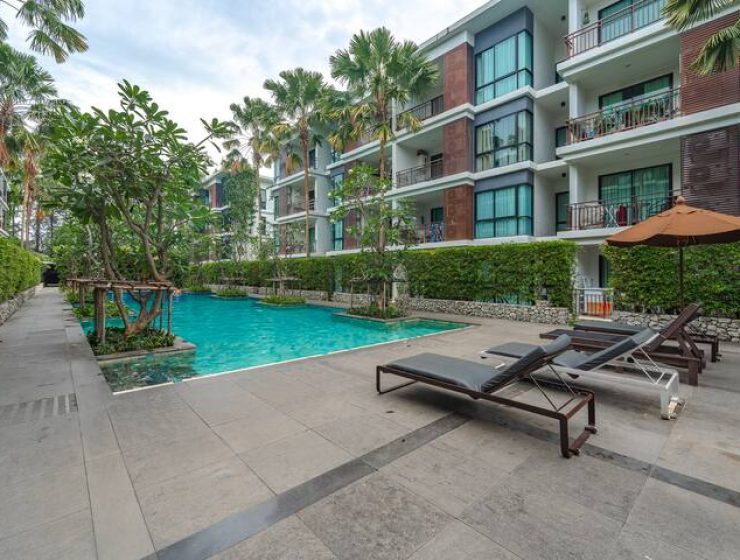 #C201 Title G205 Neatest Apartment The title 50m to beach and shops