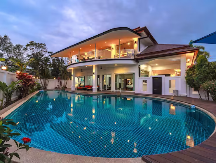 #V175 Sirion- Your Luxurious 5-Bedroom Private Retreat in Kamala