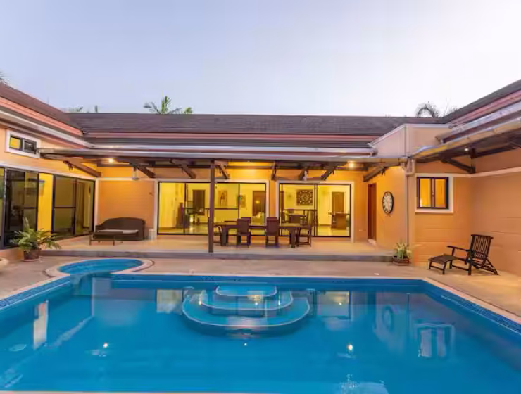 #V170 Albena- Timbuktu 4BR villa, Jacuzzi Walk Villa Market