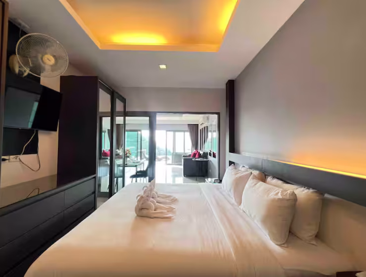 #C81 Patong Bay Hill