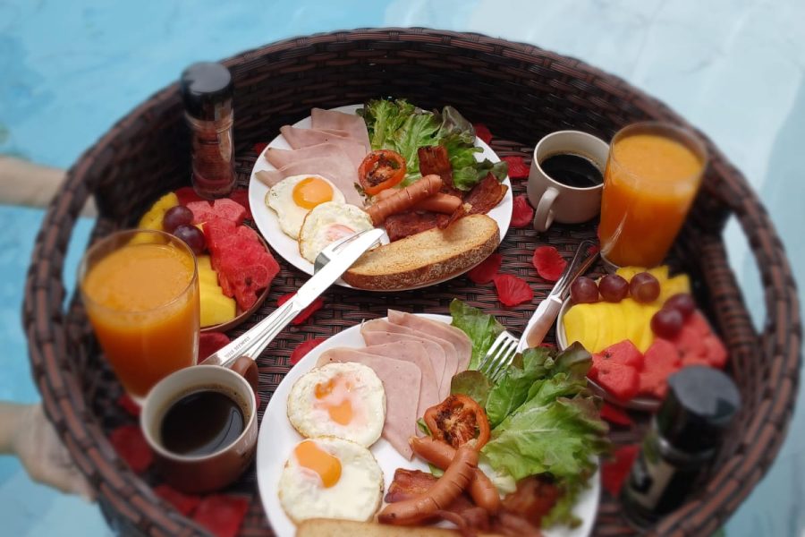Floating Breakfast Package – Continental