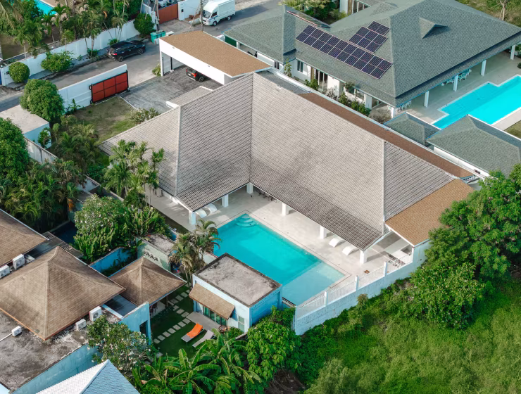 #V239 Castle villa