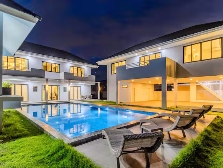 #V258 Eden Plam Villa